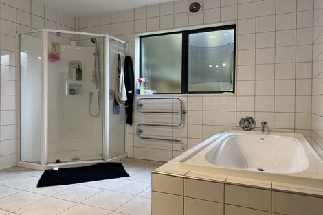 Photo of property in 4 Leadley Lane, Tawa, Wellington, 5028