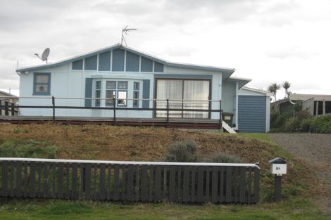 Photo of property in 84 Park Avenue, Waitarere Beach, Levin, 5510
