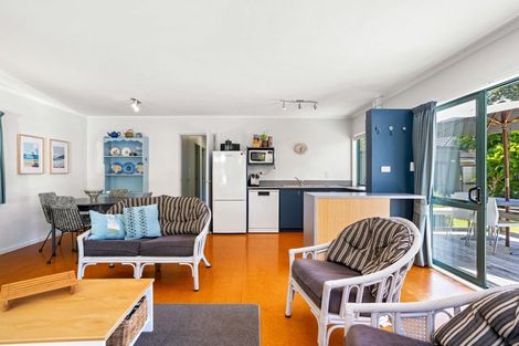 Photo of property in 15 Holland Close, Pauanui, Hikuai, 3579