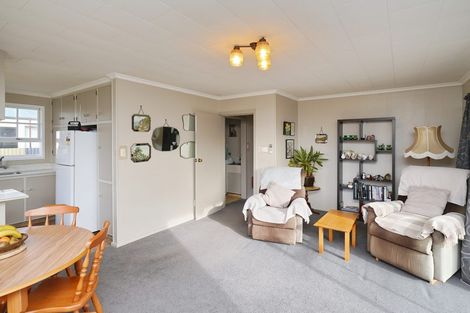 Photo of property in 27a Main North Road, Woodend, 7610