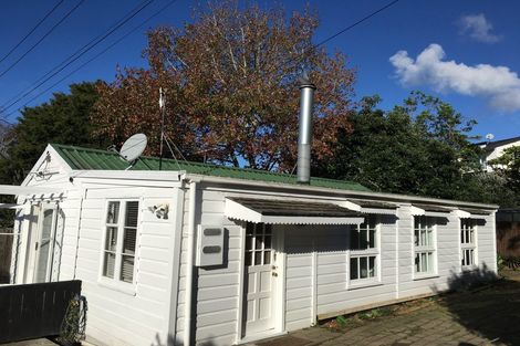 Photo of property in 97 Bassett Road, Remuera, Auckland, 1050