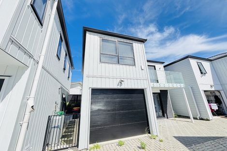 Photo of property in 19c Farwood Drive, Henderson, Auckland, 0612