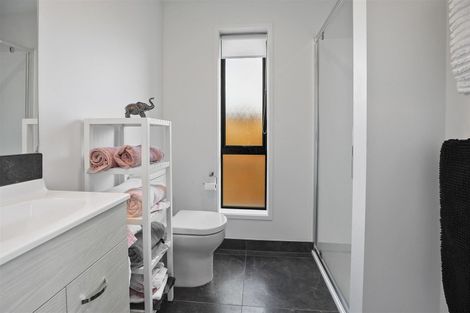 Photo of property in 8 Waimarie Way, Thames, 3500