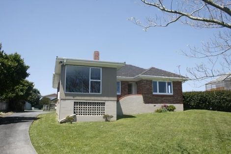 Photo of property in 13 Owens Road, Waiuku, 2123