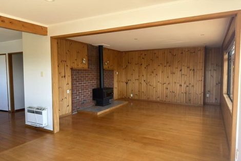 Photo of property in 2 Allender Drive, Torbay, Auckland, 0630