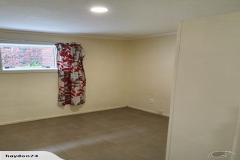 Photo of property in 22 Littlejohn Street, Hillsborough, Auckland, 1042