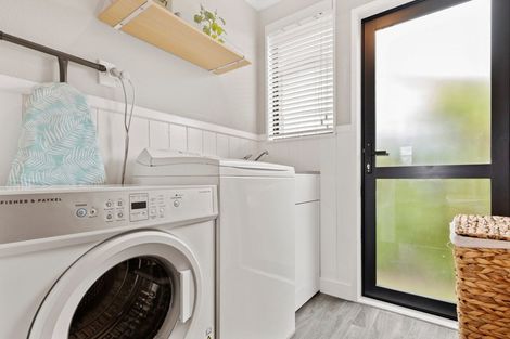 Photo of property in 9 Miller Street, Glenholme, Rotorua, 3010