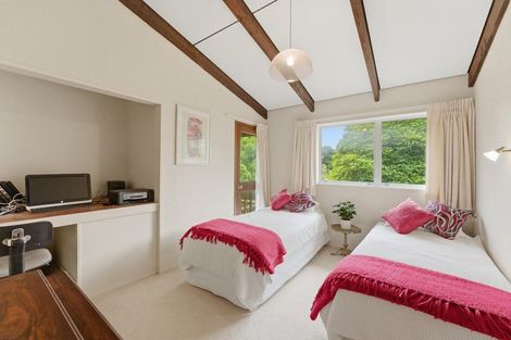 Photo of property in 5 Magnolia Drive, Westown, New Plymouth, 4310