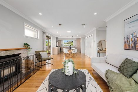 Photo of property in 4 Marsden Place, Awapuni, Palmerston North, 4412