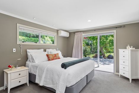 Photo of property in 42 Kayelene Place, Omokoroa, 3114