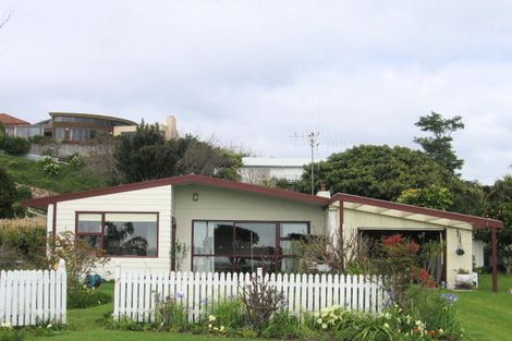 Photo of property in 23 Seaway Terrace, Otumoetai, Tauranga, 3110