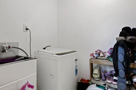 Photo of property in 2/36 Mathesons Road, Phillipstown, Christchurch, 8011