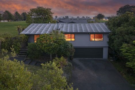 Photo of property in 25 Kiddle Drive, Hilltop, Taupo, 3330