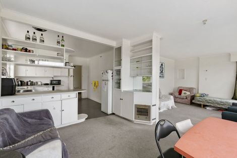 Photo of property in 86 Salamanca Road, Kelburn, Wellington, 6012