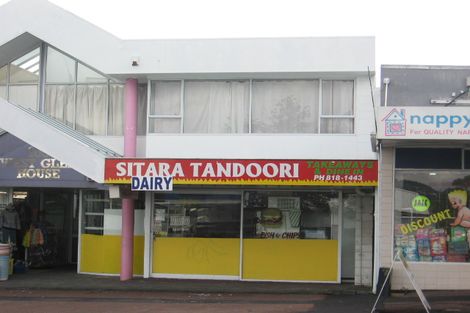 Photo of property in 3/103 West Coast Road, Glen Eden, Auckland, 0602