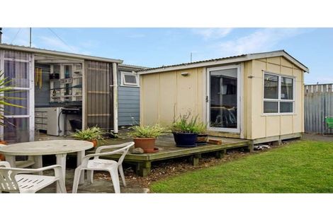 Photo of property in 69 Koputara Road, Himatangi Beach, Foxton, 4891
