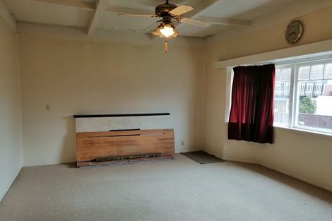 Photo of property in 1/3170 Great North Road, New Lynn, Auckland, 0600