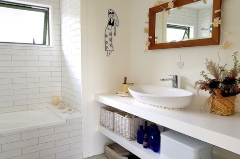 Photo of property in 996 Cove Road, Langs Beach, Waipu, 0582