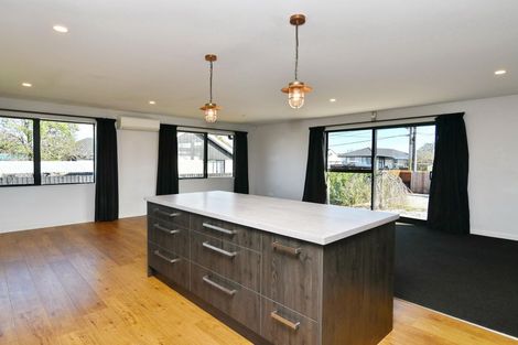 Photo of property in 16 Corhampton Street, Aranui, Christchurch, 8061