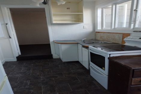 Photo of property in 28 Palmerston Street, Westport, 7825