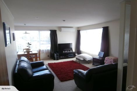 Photo of property in 23b Colchester Crescent, Newlands, Wellington, 6037