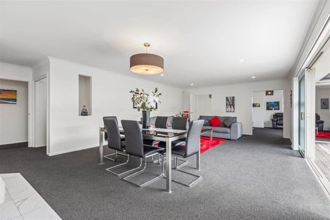 Photo of property in 93 Sandhurst Drive, Papamoa Beach, Papamoa, 3118