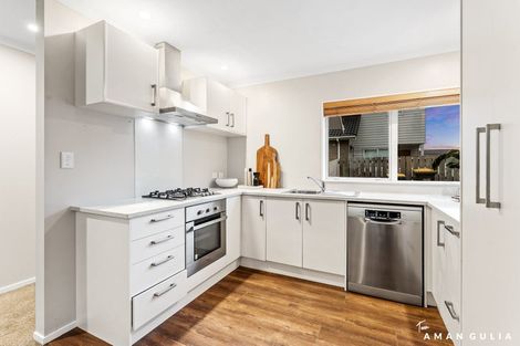Photo of property in 19 Waitoro Lane, Henderson, Auckland, 0612