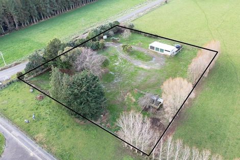 Photo of property in 440 Leedstown Road, Hunterville, Marton, 4787