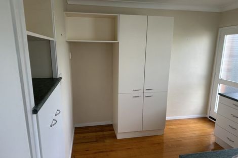 Photo of property in 1/9 East Coast Road, Milford, Auckland, 0620