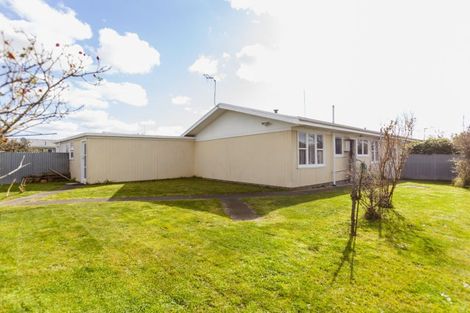 Photo of property in 37 Bristol Street, Tamatea, Napier, 4112