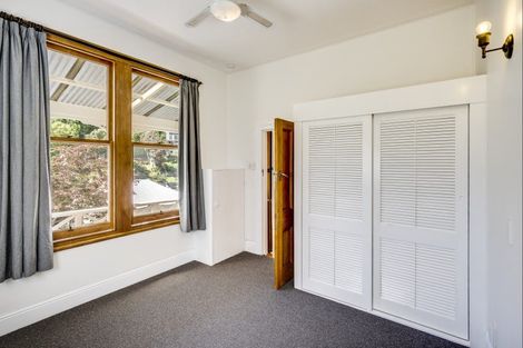 Photo of property in 6 Cameron Road, Bluff Hill, Napier, 4110