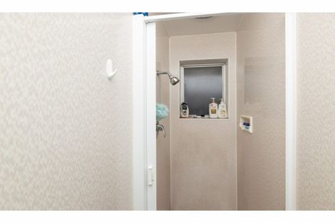 Photo of property in 10a Tracy Place, Redwood, Christchurch, 8051