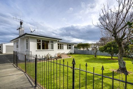Photo of property in 17 Hinton Road, Taradale, Napier, 4112
