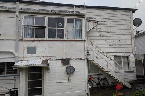 Photo of property in 23 Nairn Street, Mount Cook, Wellington, 6011