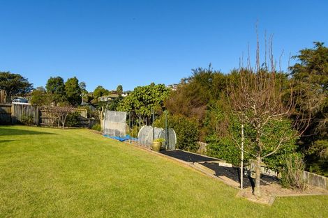 Photo of property in 76 Oteki Park Drive, Welcome Bay, Tauranga, 3112