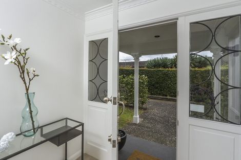 Photo of property in 2/15 Saltburn Road, Milford, Auckland, 0620