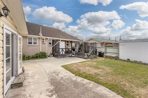 Photo of property in 6 Soberton Street, Aranui, Christchurch, 8061