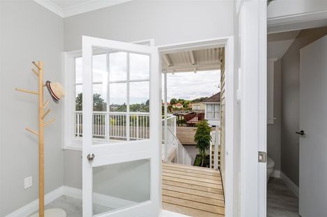 Photo of property in 60 Brois Street, Frankleigh Park, New Plymouth, 4310