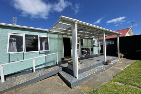 Photo of property in 34 Caius Avenue, Gonville, Whanganui, 4501