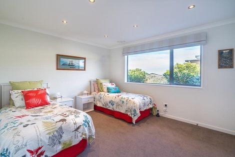 Photo of property in 329 Highcliff Road, Highcliff, Dunedin, 9013