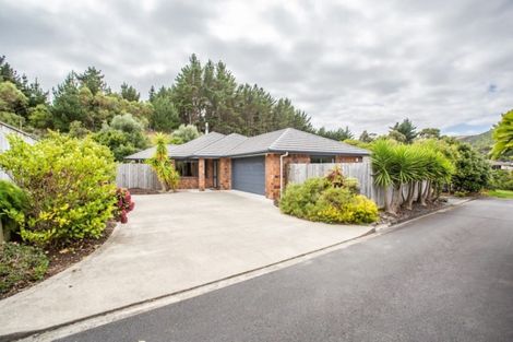 Photo of property in 25 Cascade Way, Paraparaumu, 5032