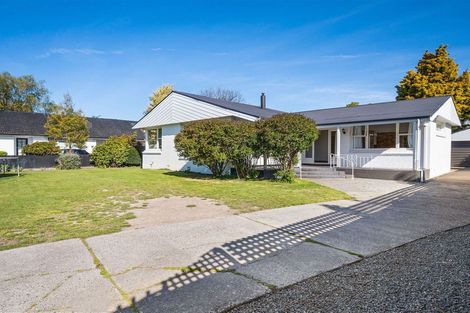 Photo of property in 122 Glandovey Road, Strowan, Christchurch, 8052