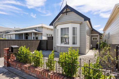 Photo of property in 19 Beach Street, Petone, Lower Hutt, 5012