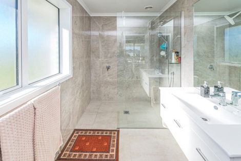 Photo of property in 37 Golf Vue Place, Castlecliff, Whanganui, 4501