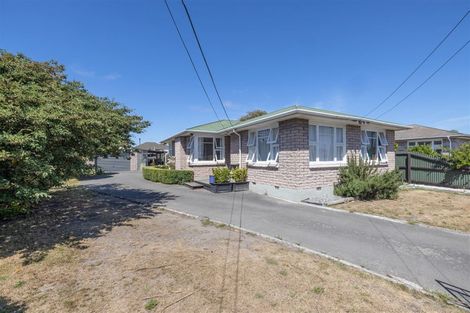 Photo of property in 24 Wimborne Crescent, Aranui, Christchurch, 8061