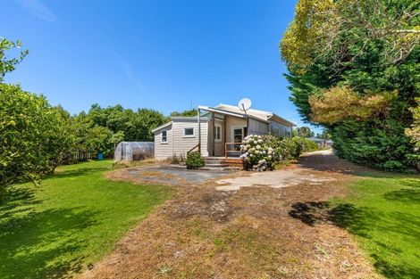 Photo of property in 10 Hussey Street, Waverley, 4510