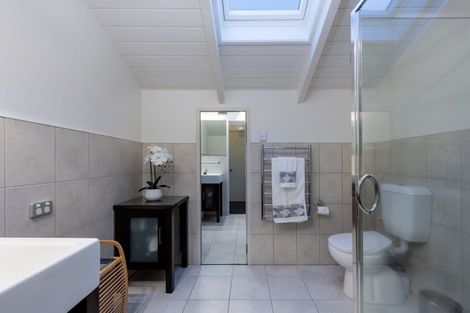 Photo of property in 10 Kowhai Road, Campbells Bay, Auckland, 0630