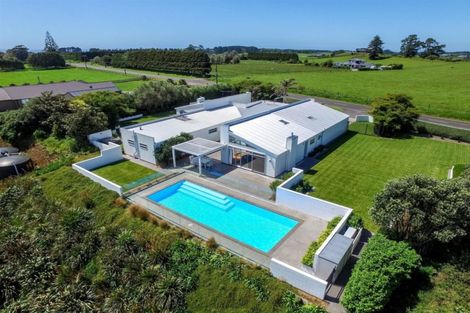 Photo of property in 340 Smart Road, Hillsborough, New Plymouth, 4372