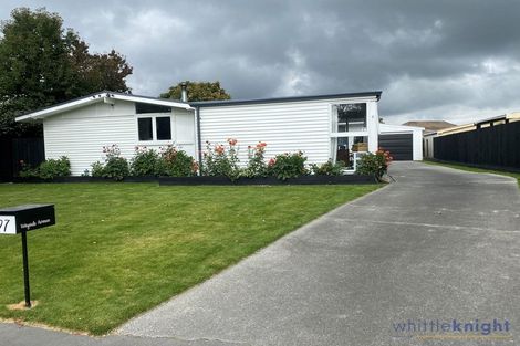 Photo of property in 27 Wayside Avenue, Burnside, Christchurch, 8053
