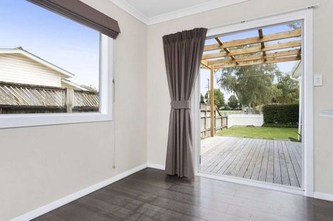 Photo of property in 1 Clare Street, Cambridge, 3434